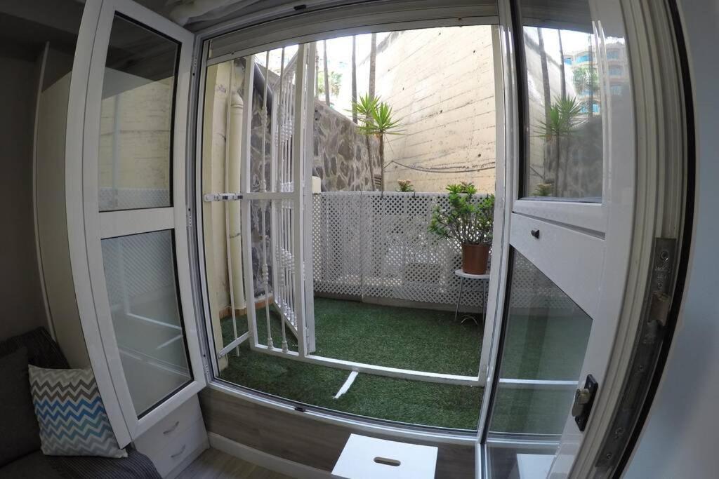Studio Apartment La Lajilla Located At Beachfront Arguineguin Екстериор снимка